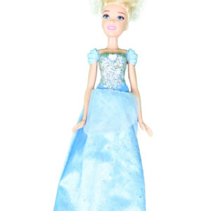 Disney nukk "Tuhkatriinu"