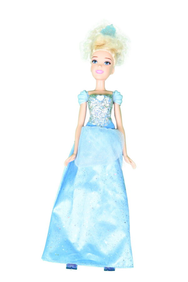 Disney nukk "Tuhkatriinu"