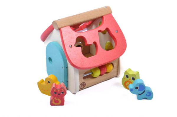 Hape Puidust sorteerimismaja loomadega